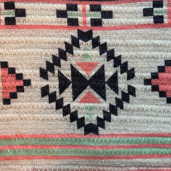 Forever 21 Aztec Print Knit Racerback Crop Tank Top – Size Small - Picture 4 of 8